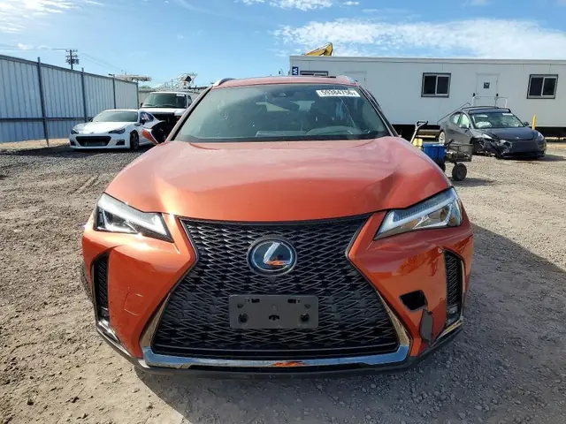 LEXUS UX 2019 photo 5
