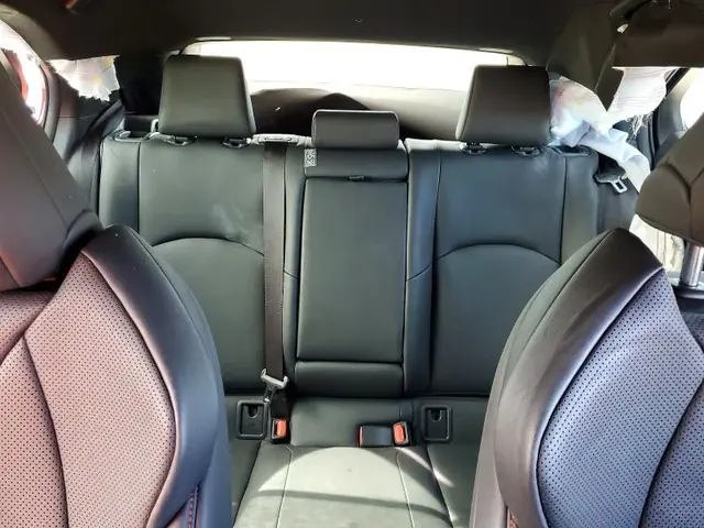 LEXUS UX 2019 photo 10