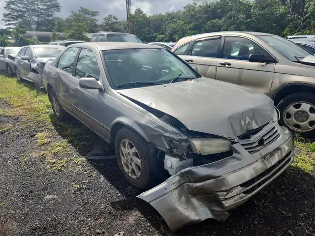 TOYOTA CAMRY 1998 photo 4