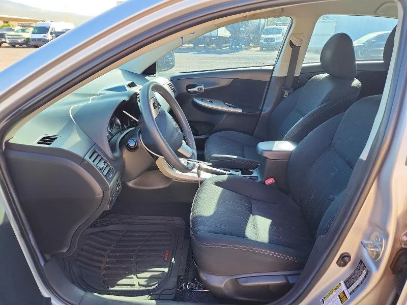 TOYOTA COROLLA 2012 photo 7