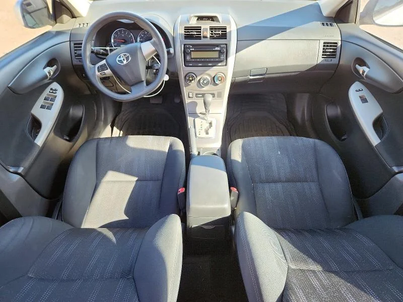 TOYOTA COROLLA 2012 photo 8