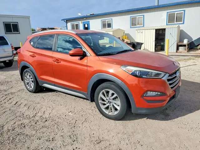 HYUNDAI TUCSON 2017 photo 4