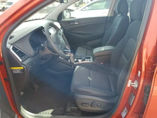 HYUNDAI TUCSON 2017 photo 7