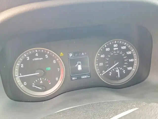 HYUNDAI TUCSON 2017 photo 9